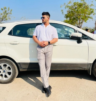 Uzer khan